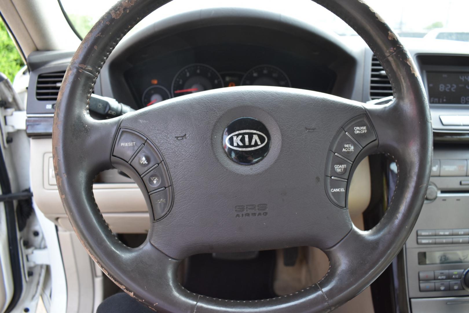 2008 White /Gray Kia Amanti (KNALD125X85) with an V6 3.8L engine, 5 SPEED AUTOMATIC transmission, located at 5925 E. BELKNAP ST., HALTOM CITY, TX, 76117, (817) 834-4222, 32.803799, -97.259003 - Deciding to purchase a 2008 Kia Amanti sedan depends on your specific needs and preferences, but there are several potential benefits to consider: Value for Money: The Kia Amanti was known for offering a lot of features for its price point, making it a compelling option for buyers looking for a wel - Photo#11